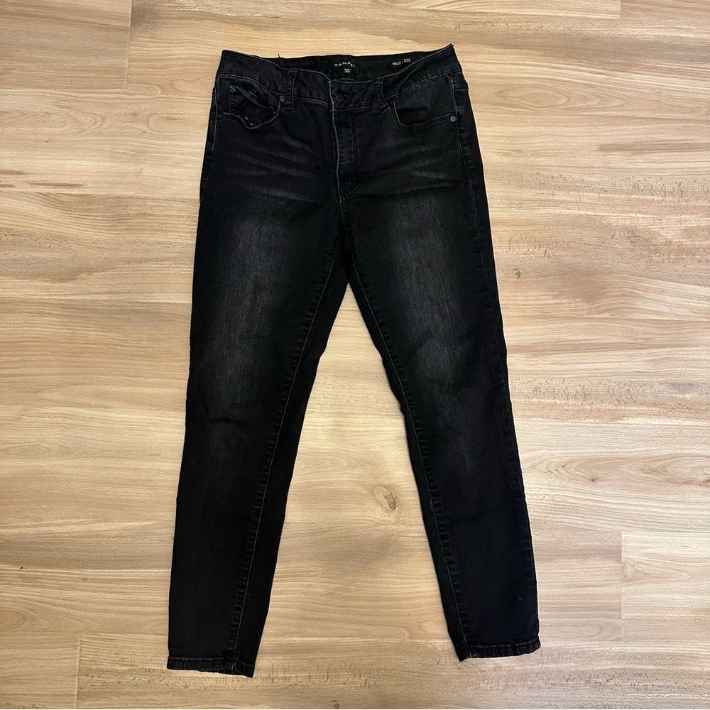 Tahari Kelly Black Skinny Jeans